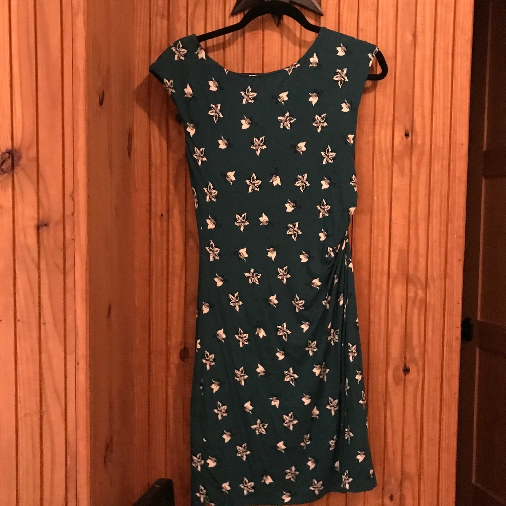 Floral Loft Knee-Length Dress